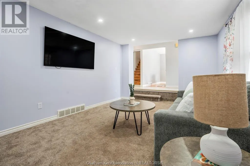 112 Parry DRIVE