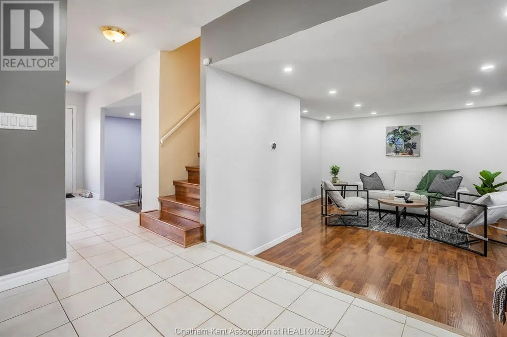 112 Parry DRIVE