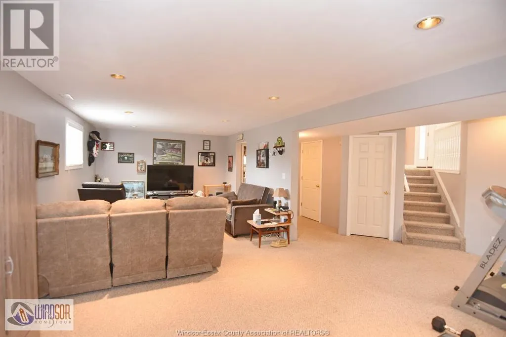 376 MCLELLAN