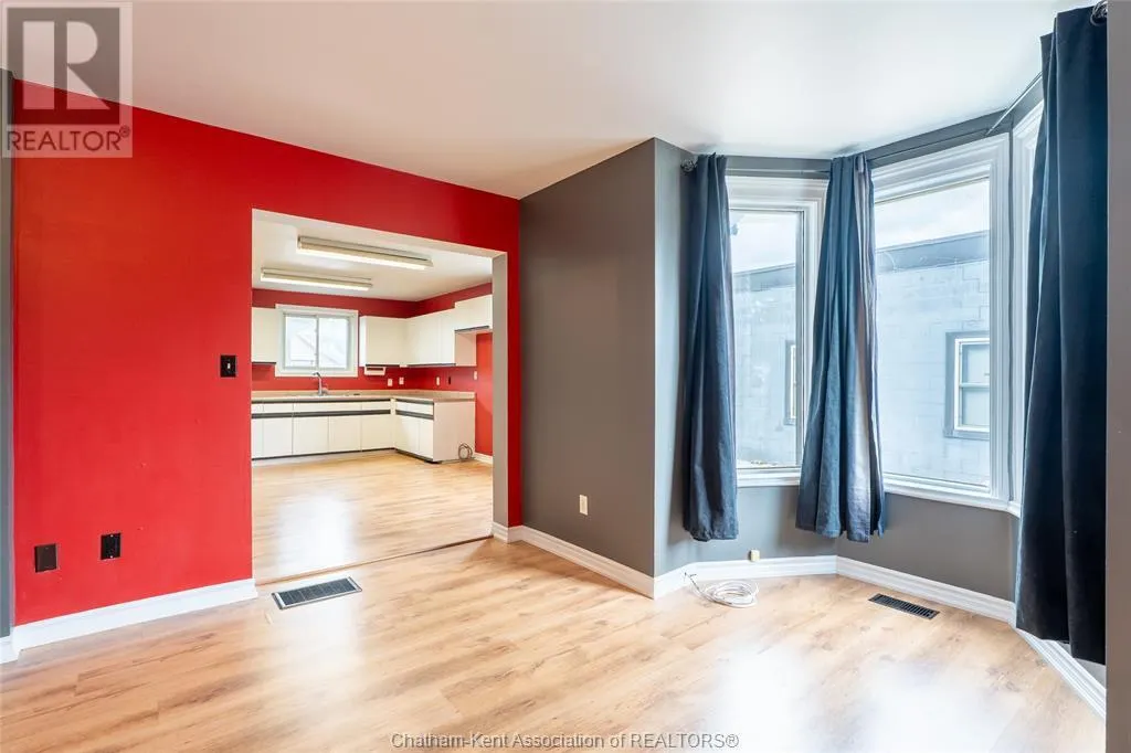 253 St Clair STREET