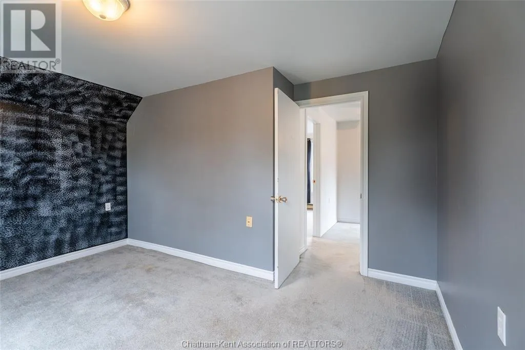 253 St Clair STREET
