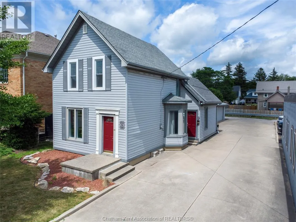 253 St Clair STREET