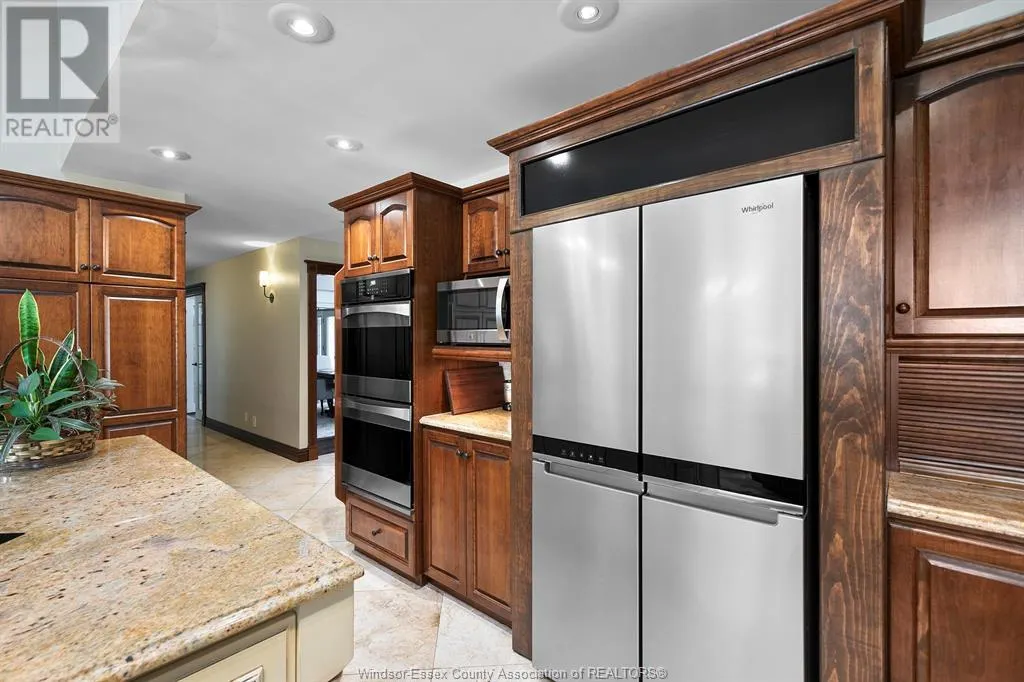 13568 COUNTY RD 46 (MIDDLE ROAD)