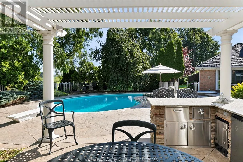 13568 COUNTY RD 46 (MIDDLE ROAD)