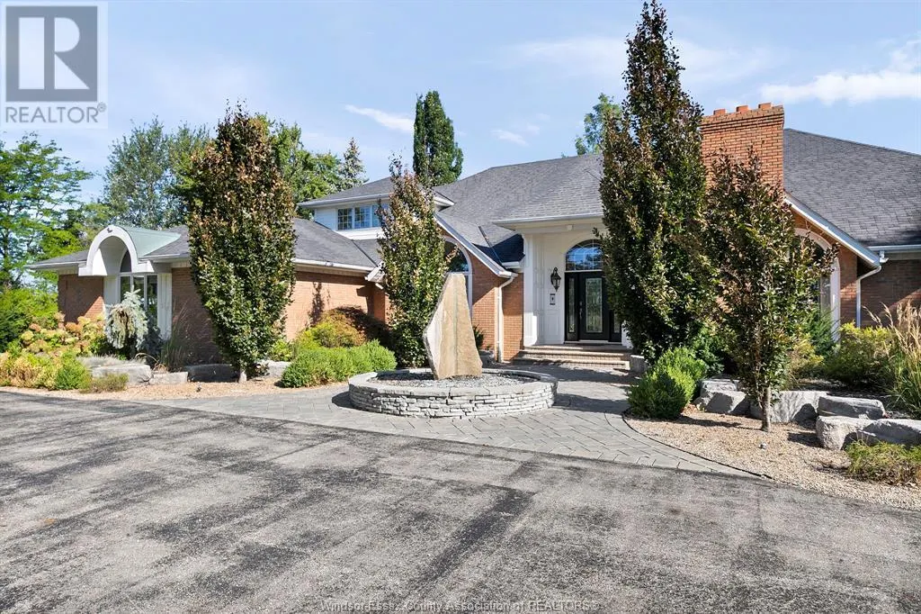 13568 COUNTY RD 46 (MIDDLE ROAD)