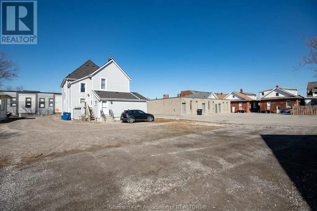 342 KING STREET West