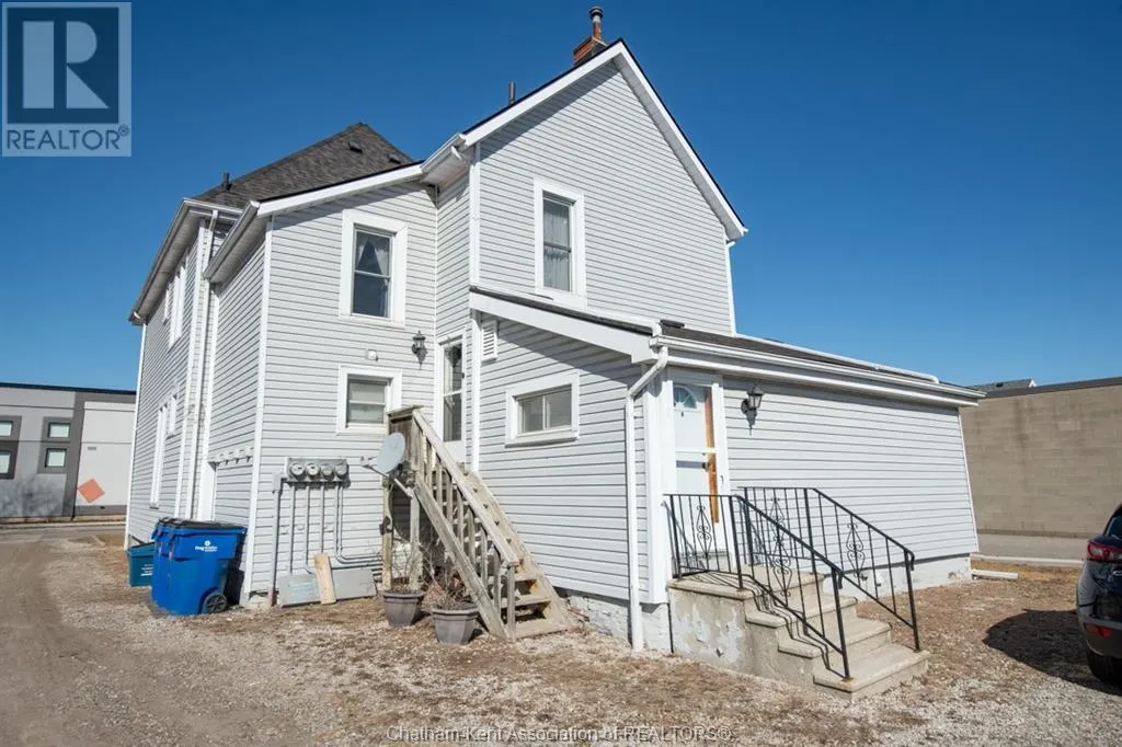 342 KING STREET West