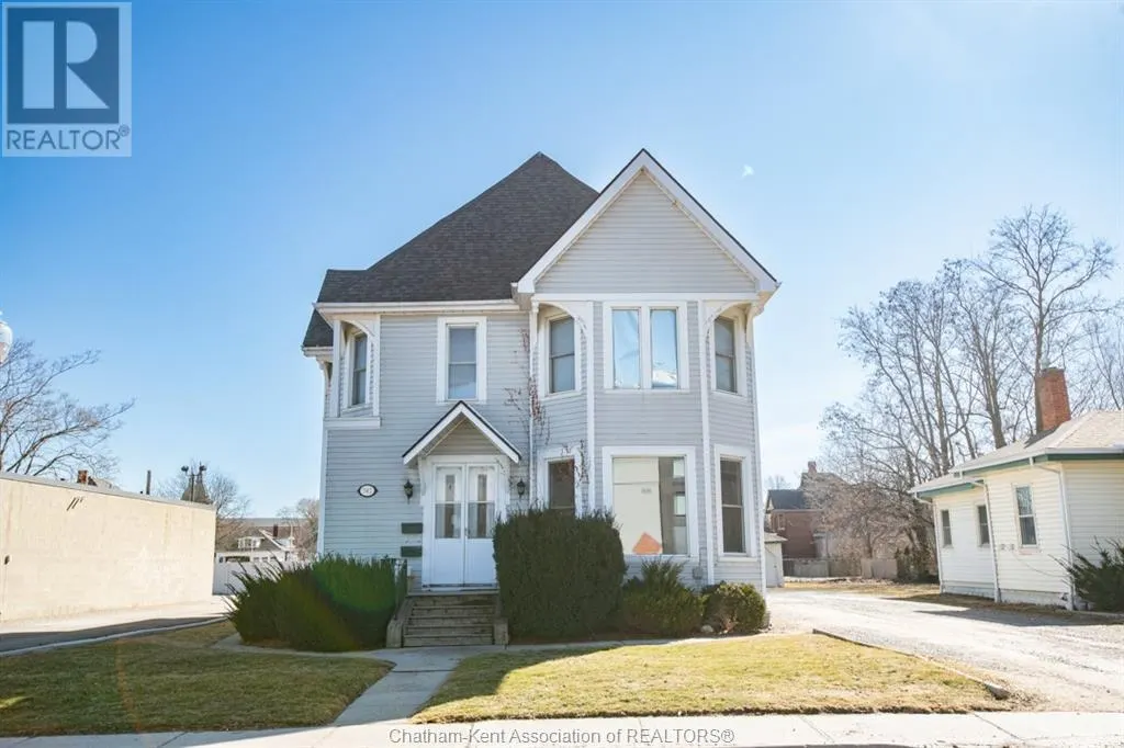 342 KING STREET West