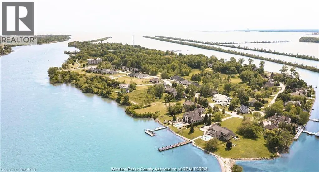 329 Crystal Bay DRIVE East