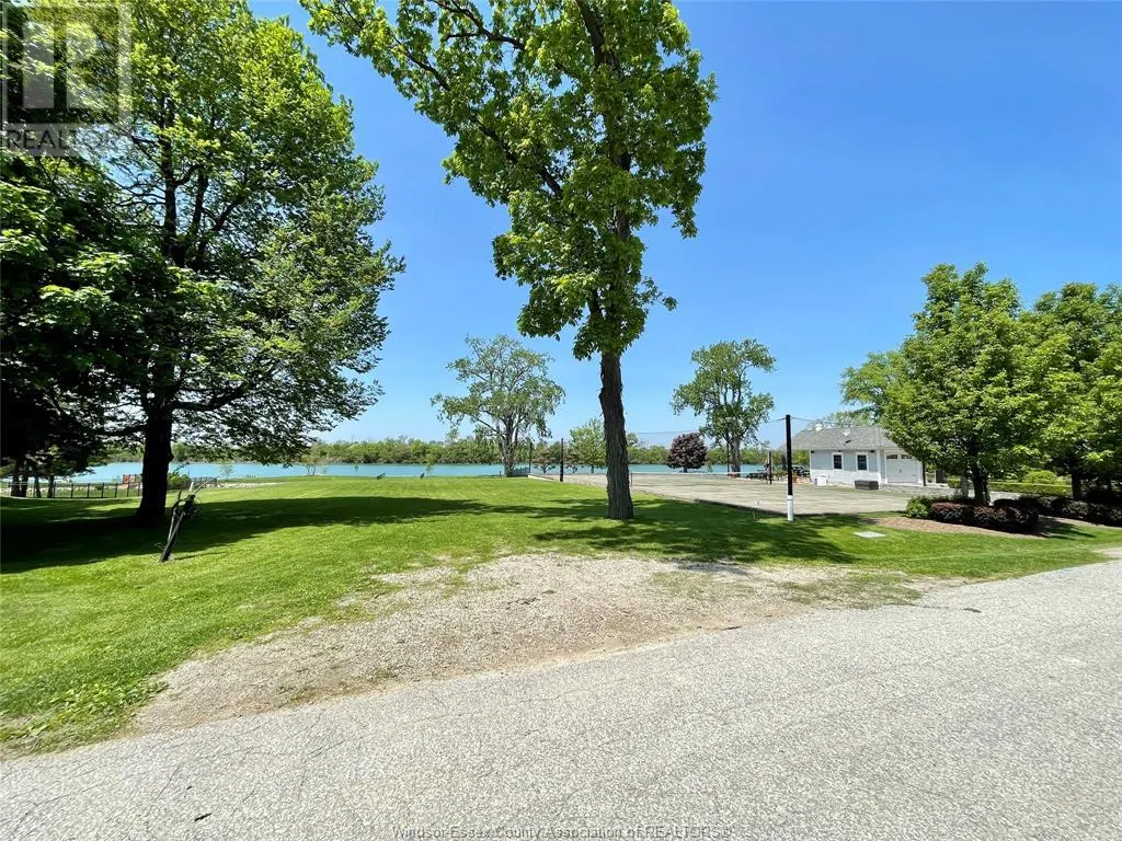 329 Crystal Bay DRIVE East