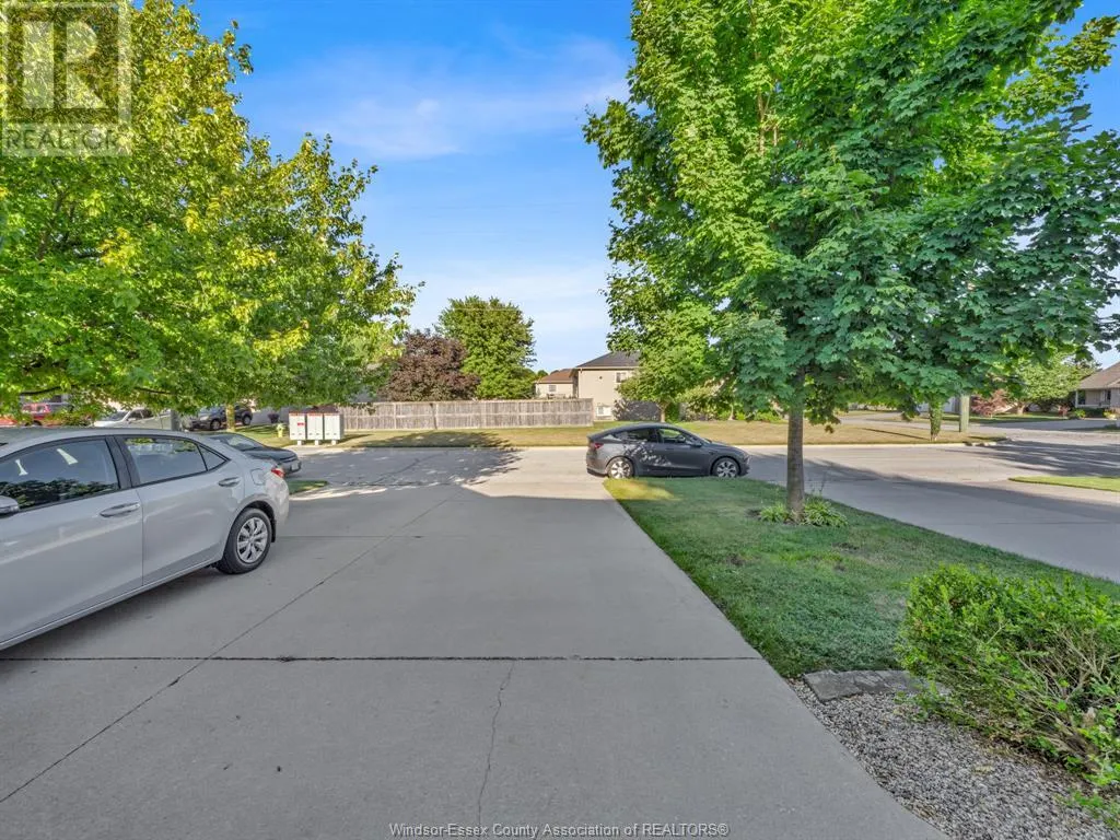 304 ROCKPORT LANE