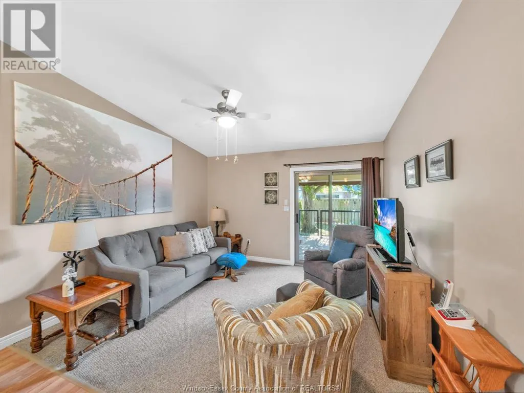 304 ROCKPORT LANE