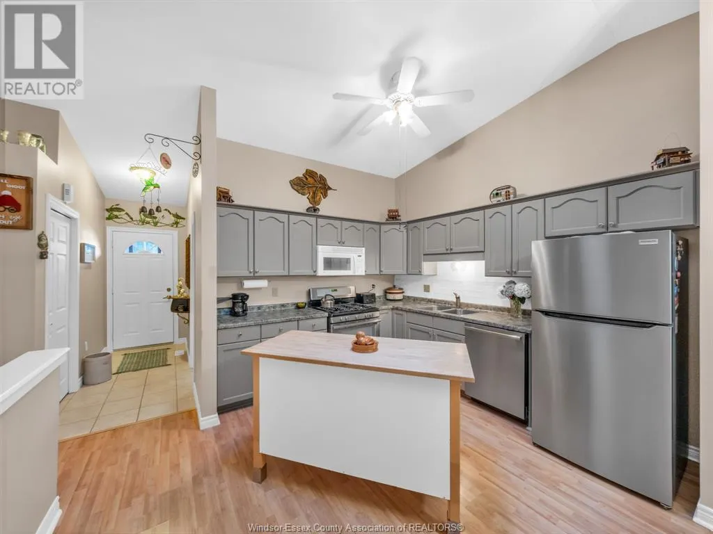 304 ROCKPORT LANE