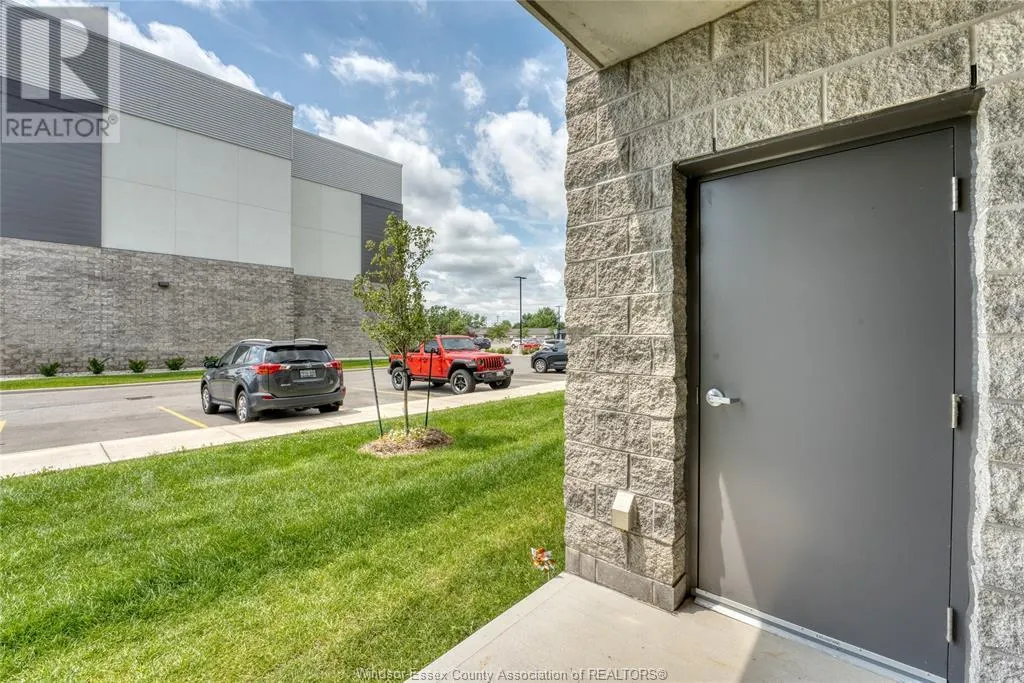 2550 SANDWICH WEST PARKWAY Unit# 117