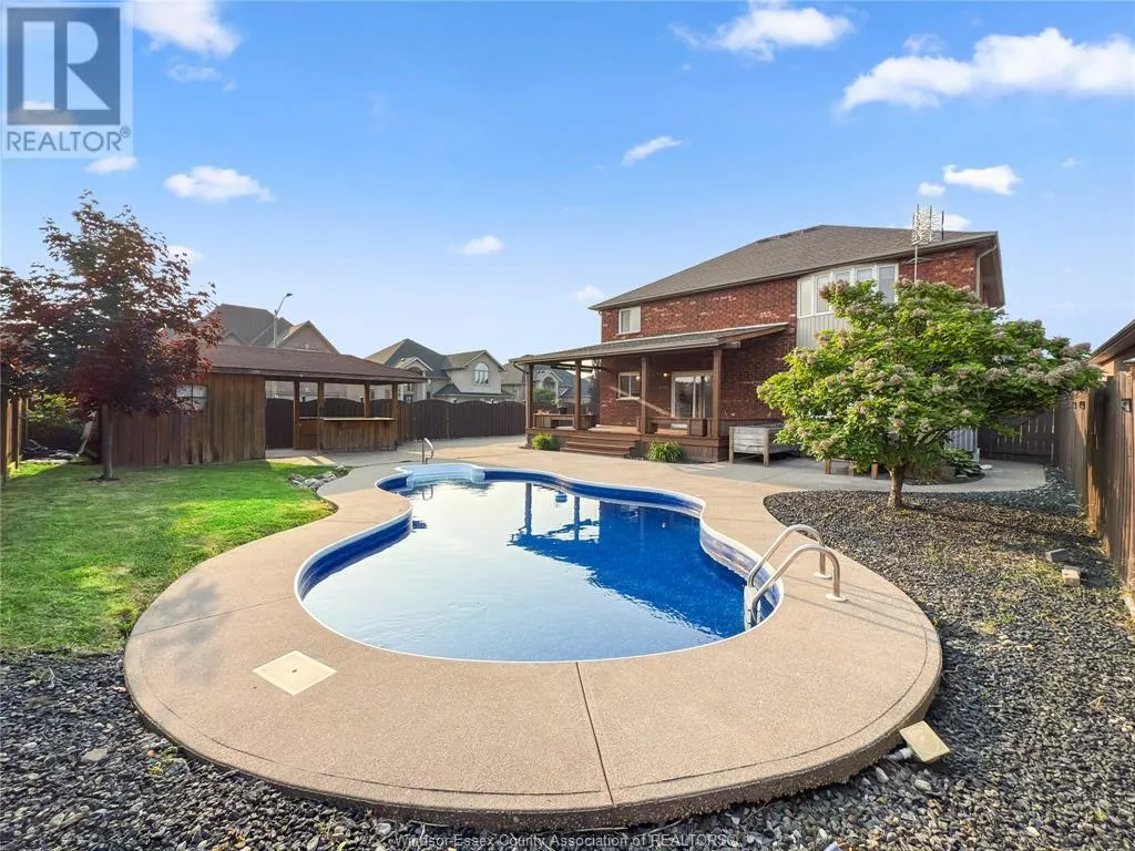 157 ROCKHAVEN