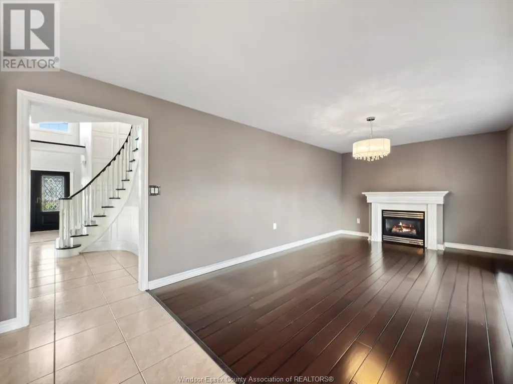 157 ROCKHAVEN