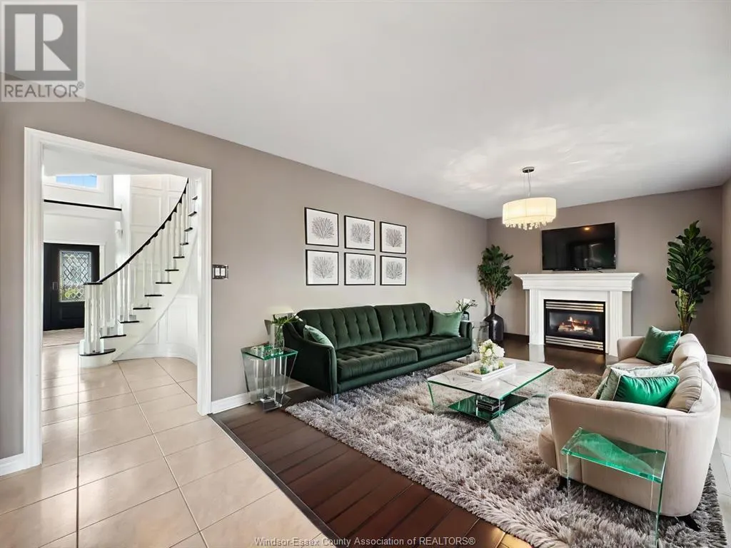 157 ROCKHAVEN