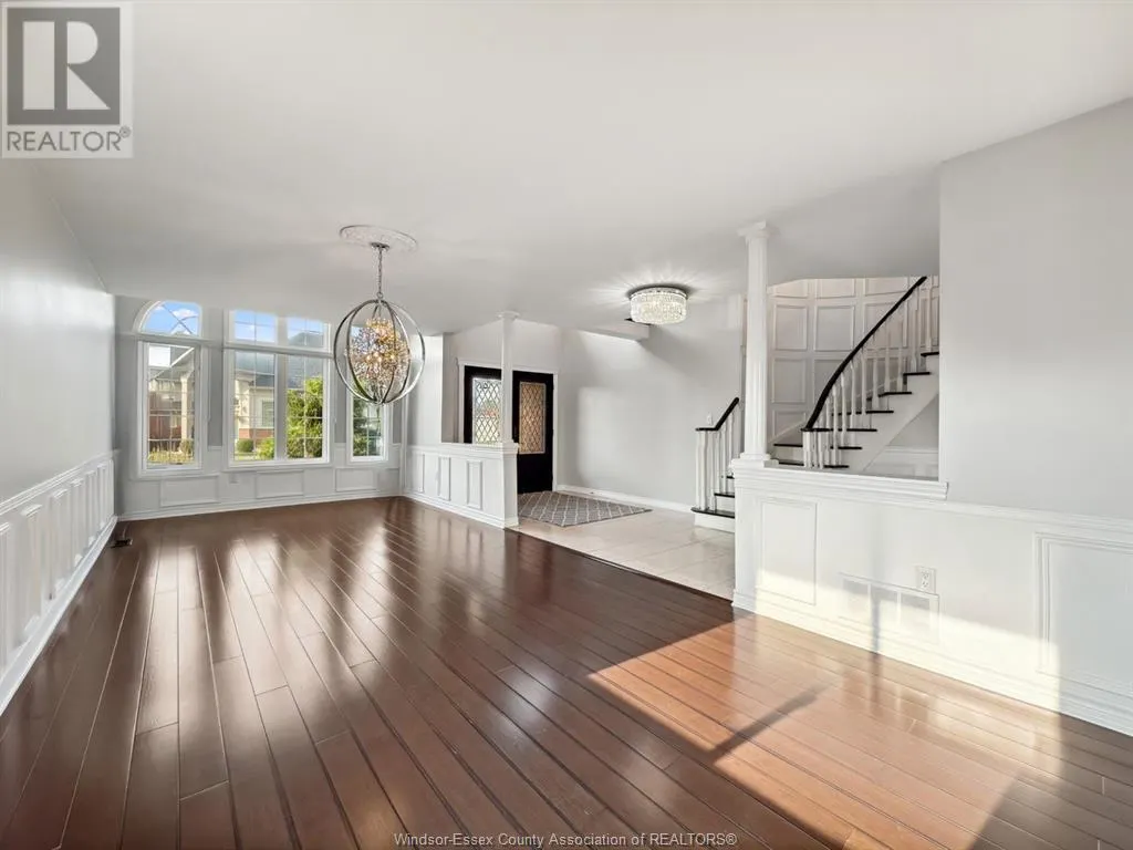 157 ROCKHAVEN