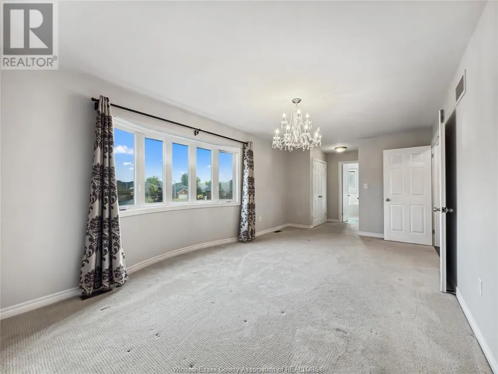 157 ROCKHAVEN