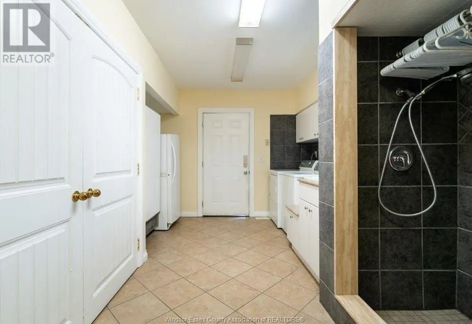 299 GOSFIELD TOWNLINE