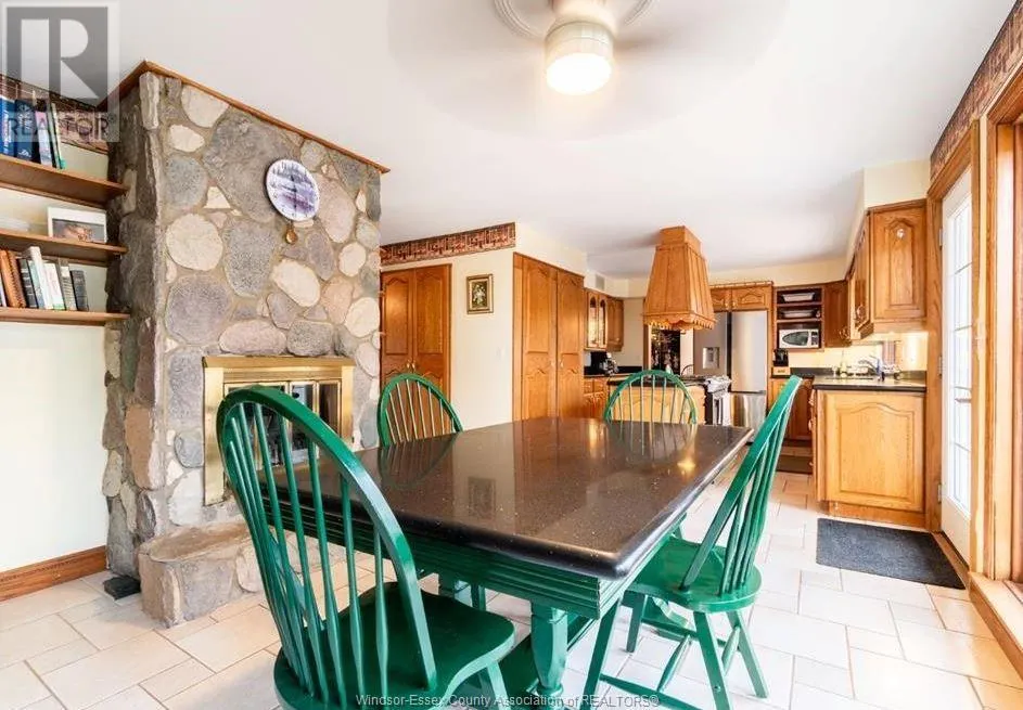 299 GOSFIELD TOWNLINE