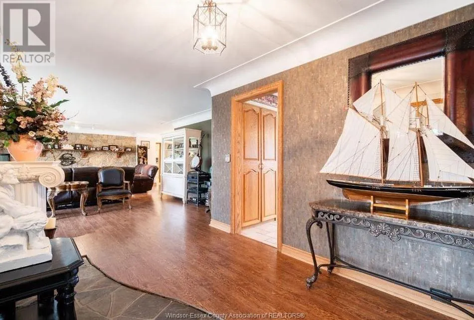 299 GOSFIELD TOWNLINE