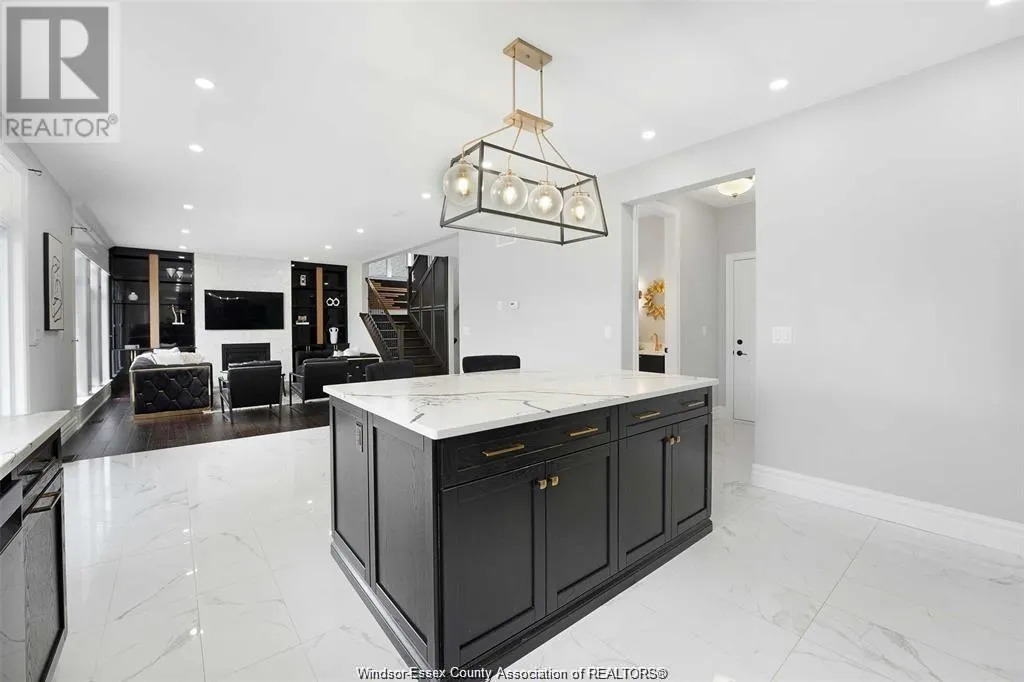 1271 CAMPANA CRESCENT