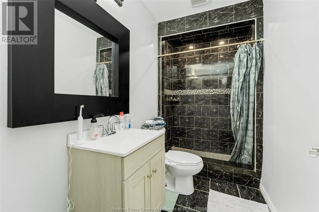 208 BRIEN AVENUE West
