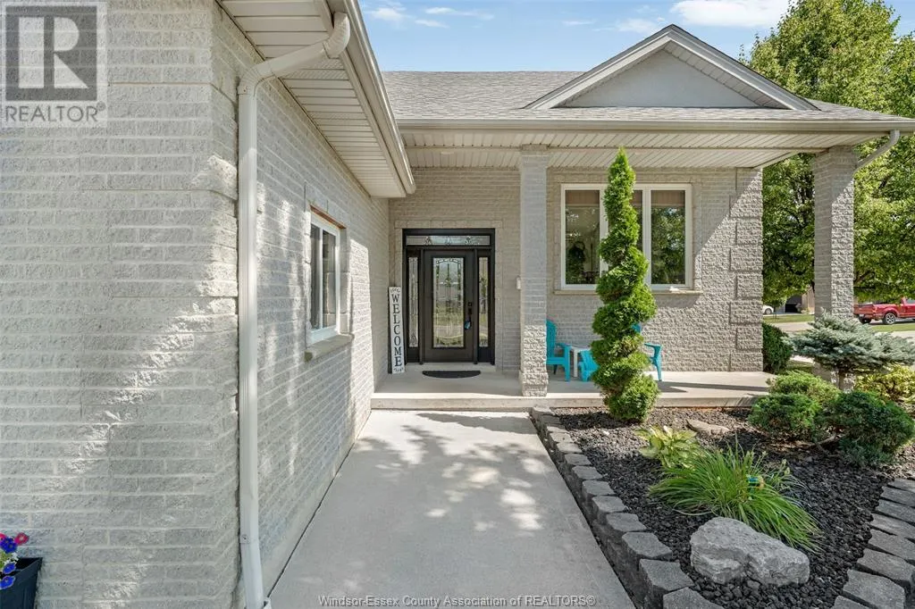 208 BRIEN AVENUE West