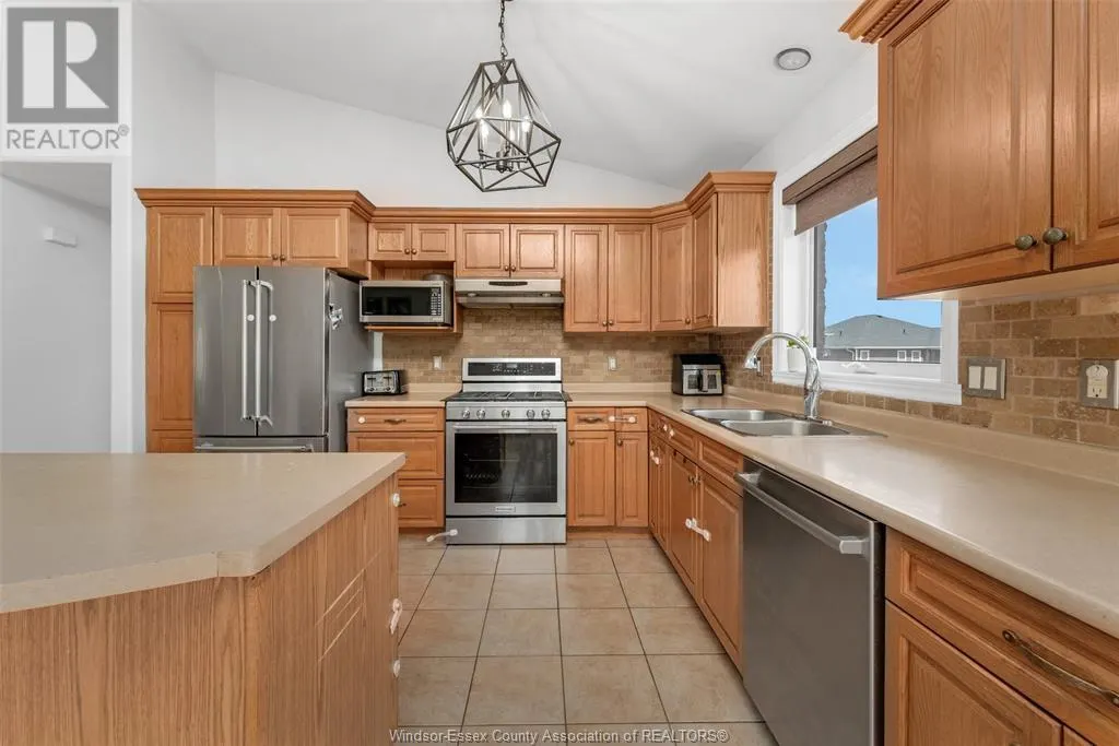 208 BRIEN AVENUE West