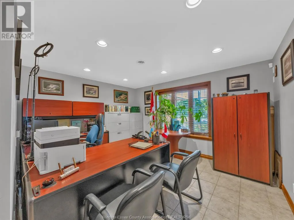 1121 Mersea Road 1
