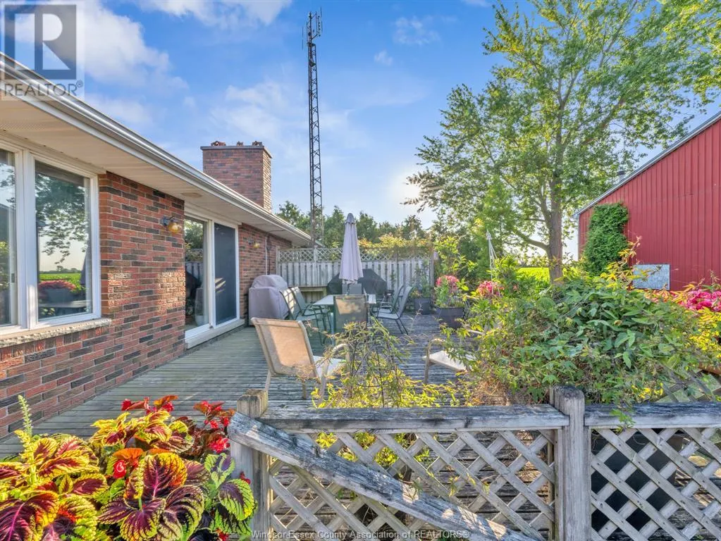 1121 Mersea Road 1