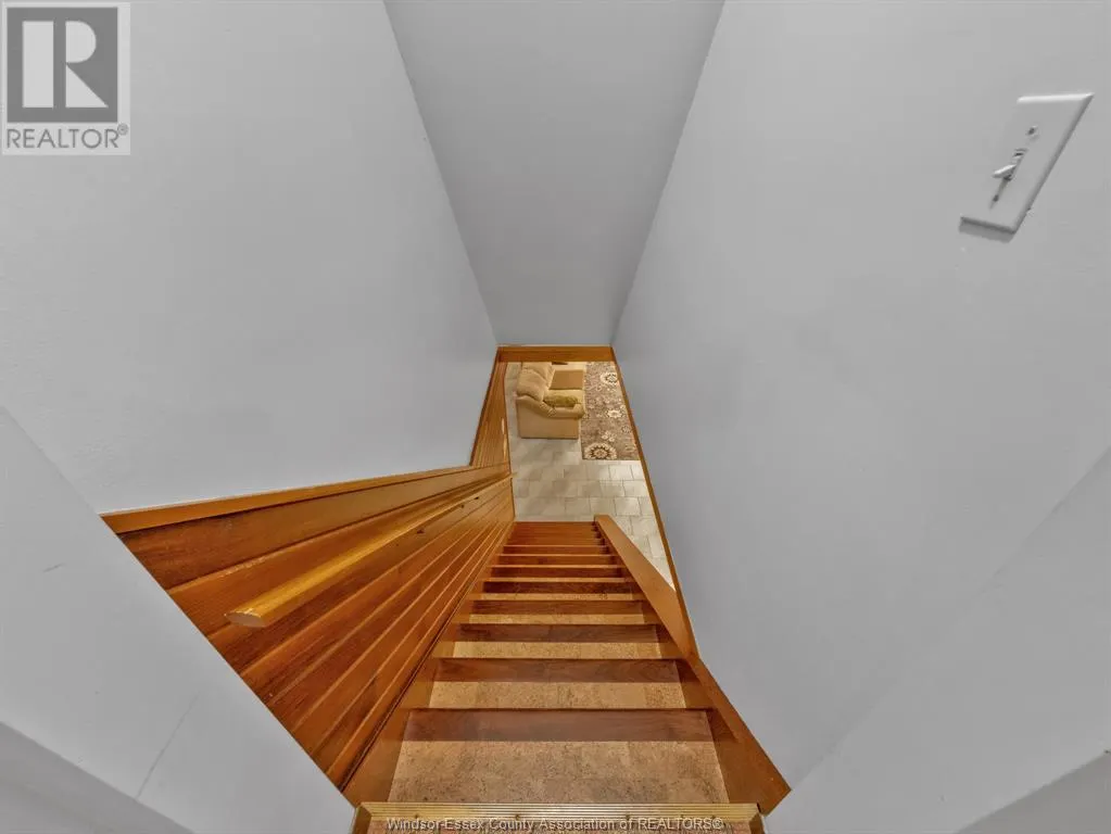 1121 Mersea Road 1