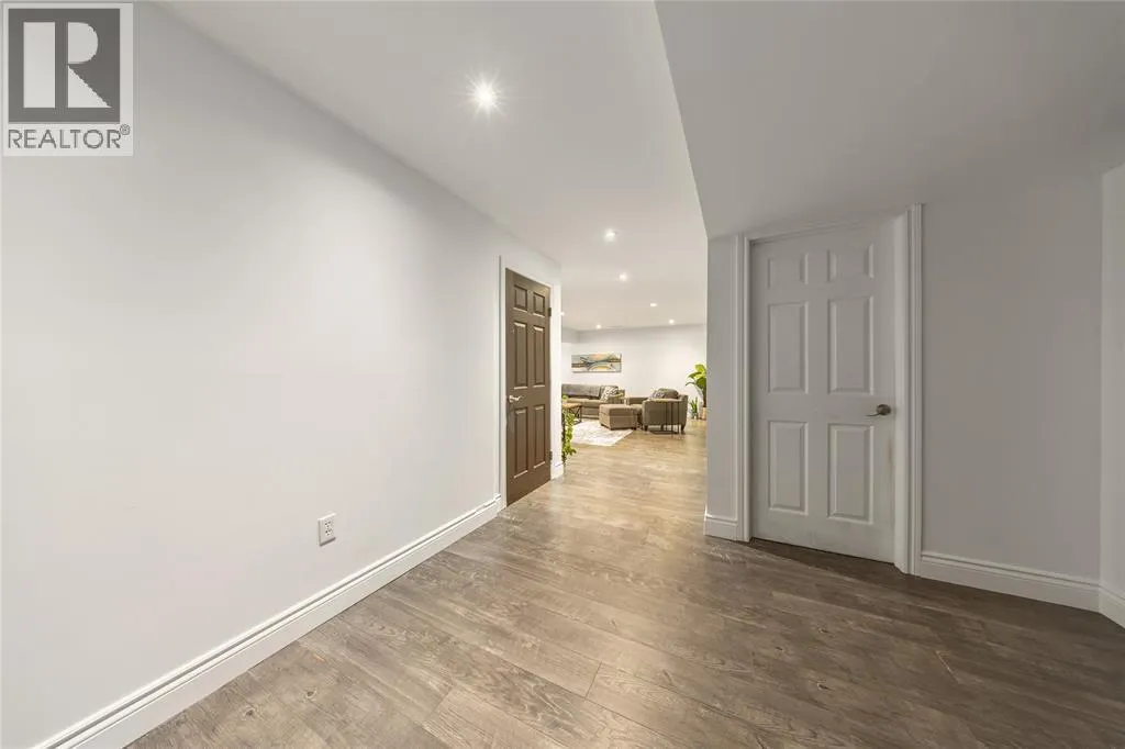 444 HADFIELD CRESCENT