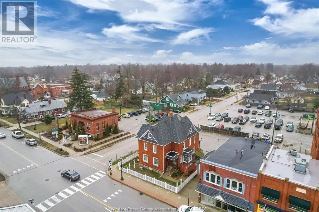 20 Division STREET South