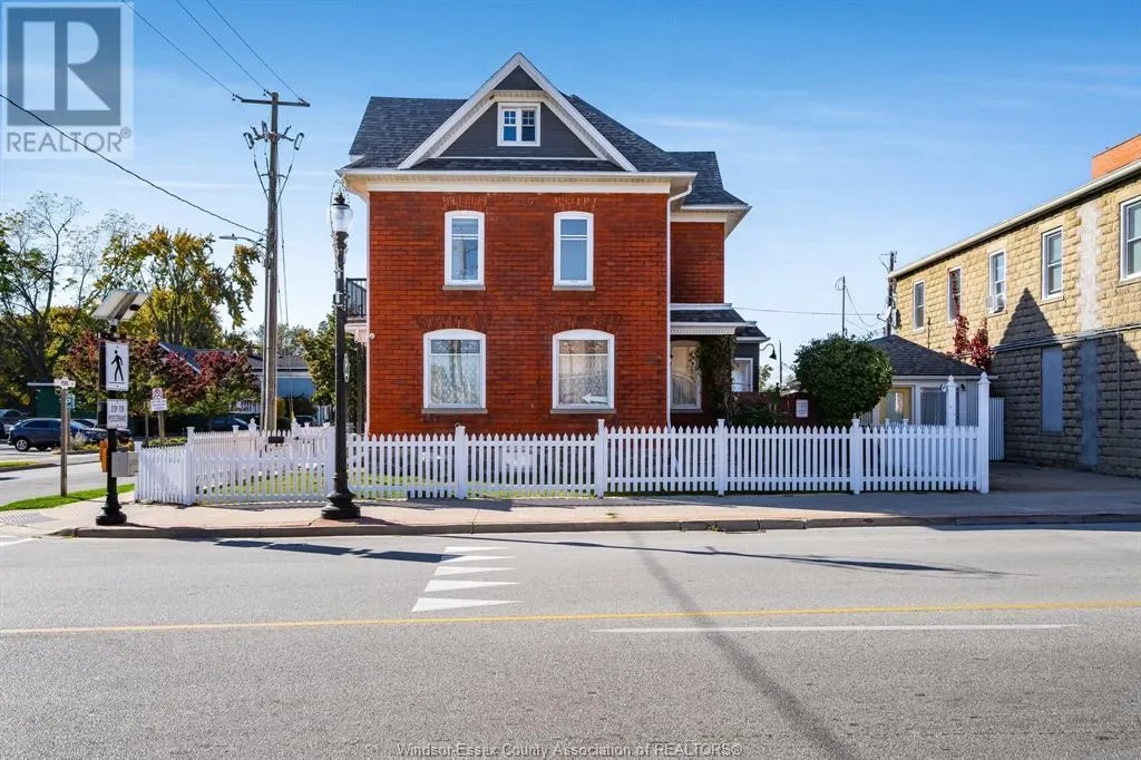 20 Division STREET South
