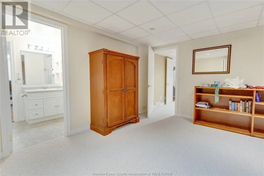 330 SADDLE LANE