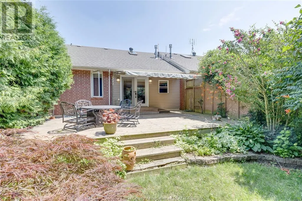 330 SADDLE LANE