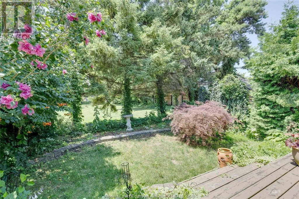 330 SADDLE LANE