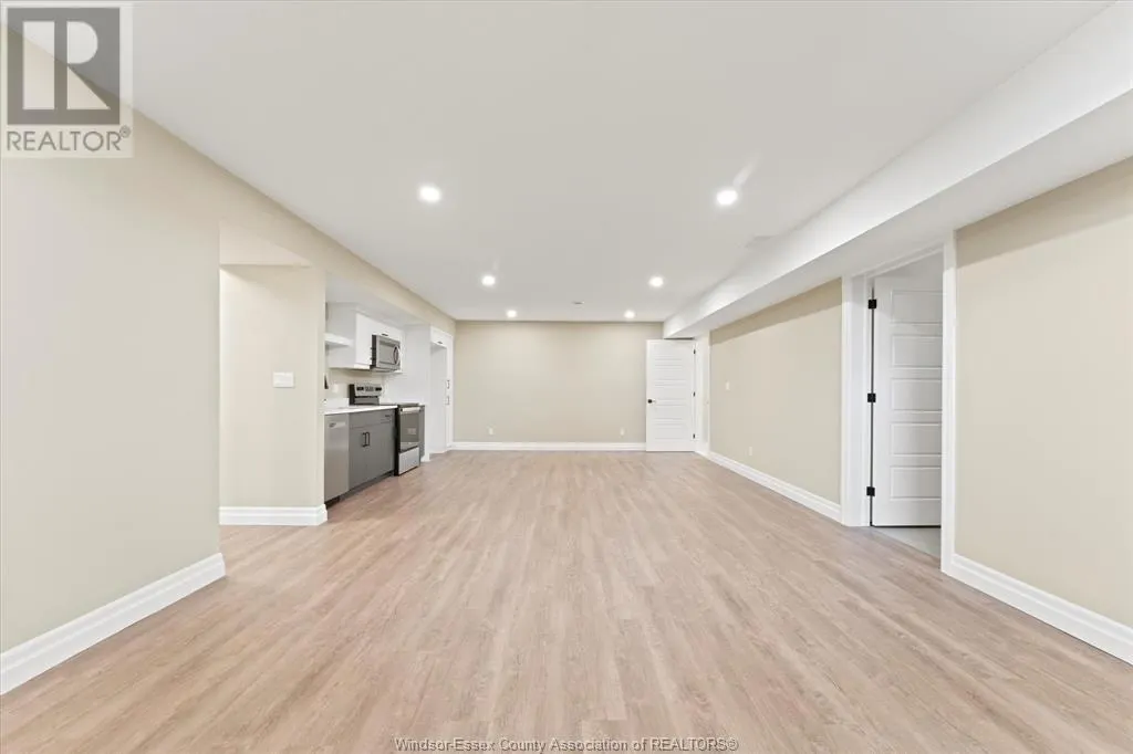 64 REDWOOD AVENUE
