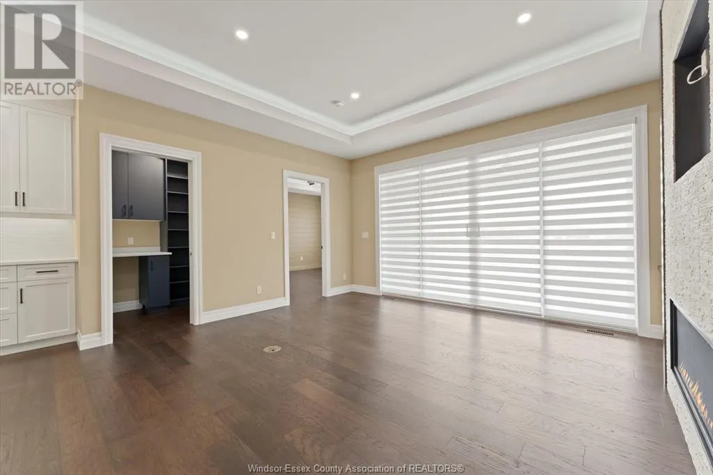 64 REDWOOD AVENUE