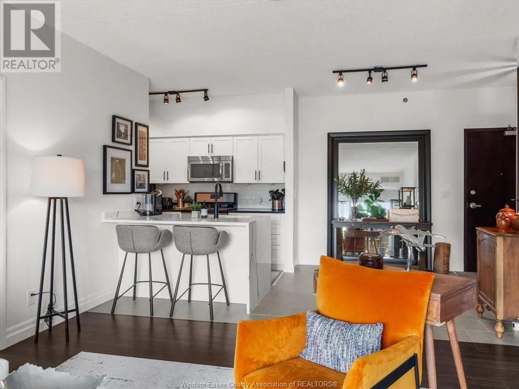 250 Manning ROAD Unit# 204
