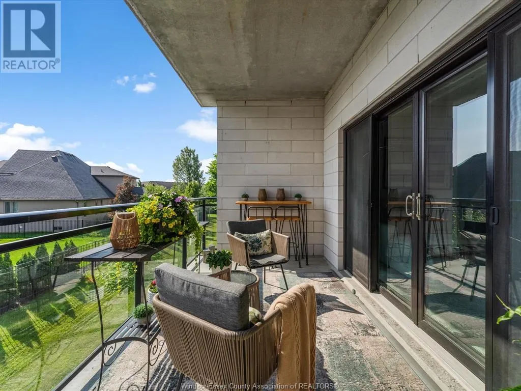 250 Manning ROAD Unit# 204