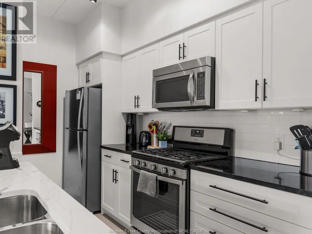 250 Manning ROAD Unit# 204