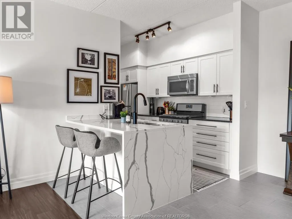 250 Manning ROAD Unit# 204