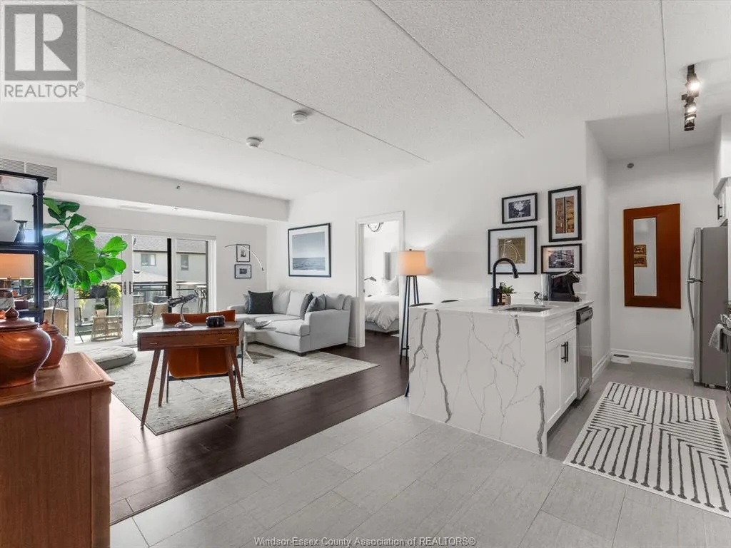 250 Manning ROAD Unit# 204