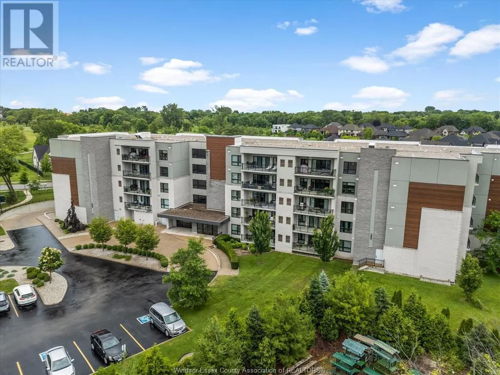 250 Manning ROAD Unit# 204