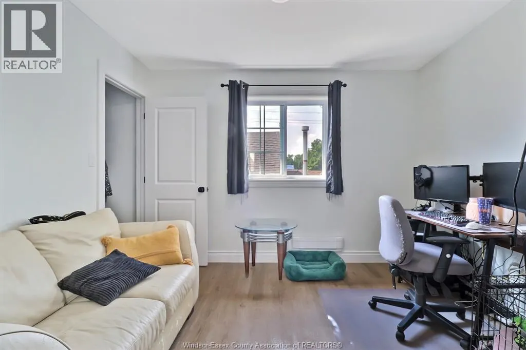 1329 ST. ANNE STREET