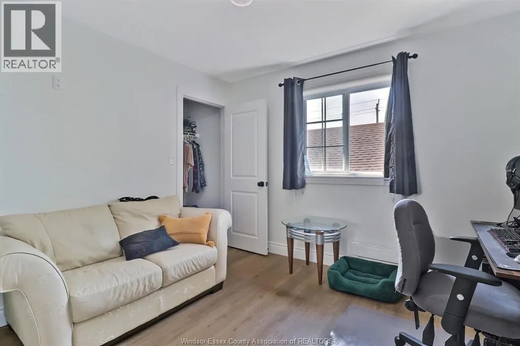 1329 ST. ANNE STREET