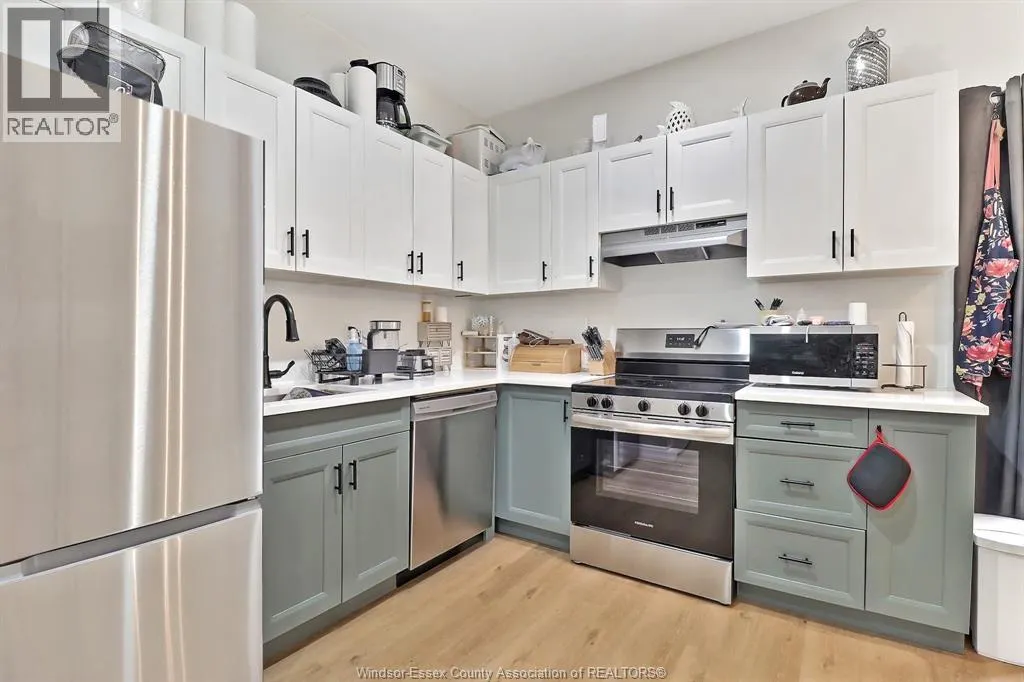 1329 ST. ANNE STREET